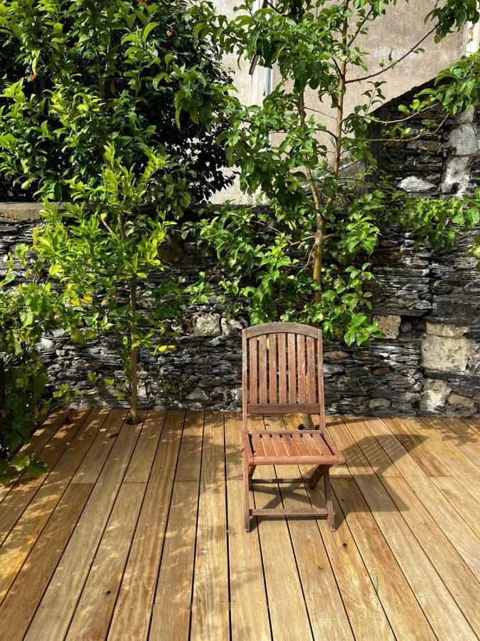 Charmant Studio Au Calme Terrasse Privee Place De Parking Securisee アンジェ エクステリア 写真